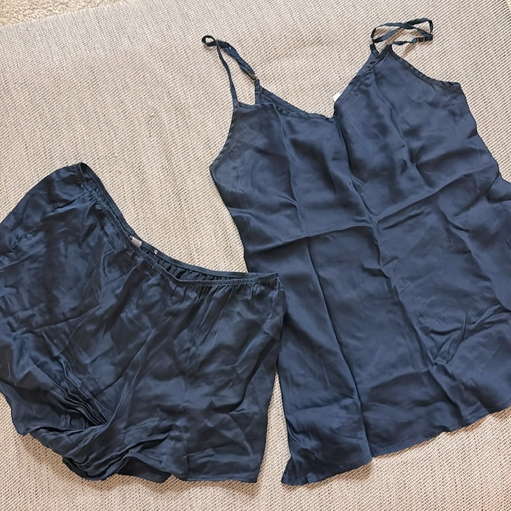 Intimissimi Matching Navy Silk Sleepwear Set